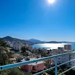 Leon * Sarandë