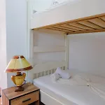 Leon Hotel *