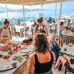 Leon Hotel Sarandë