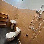 Hotel Leon *