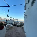 Leon Hotel *