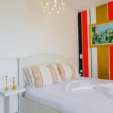 Leon Otel *