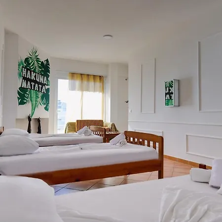 Hotel Leon